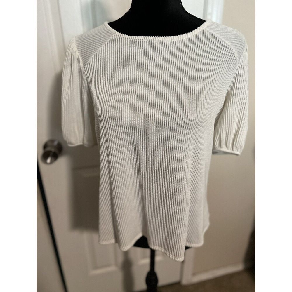 W5 Ladies Blouse Ribbed White Ivory Size Medium (ta)‎ D10